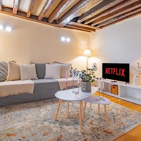 Grands Boulevards 4 Guests * Paris