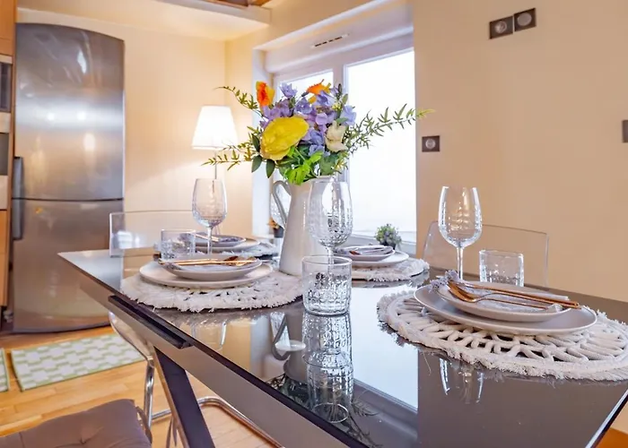 Grands Boulevards 4 Guests *