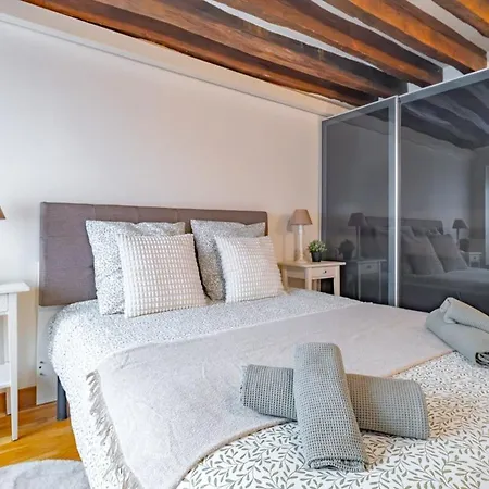 Grands Boulevards 4 Guests 아파트 *