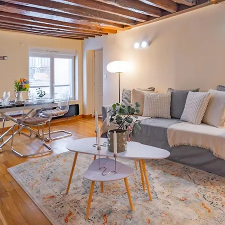 아파트 Grands Boulevards 4 Guests *